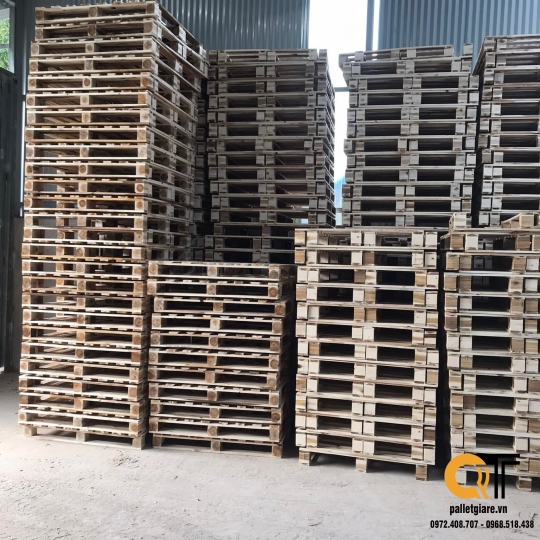 Pallet 4 hướng nâng gỗ tràm